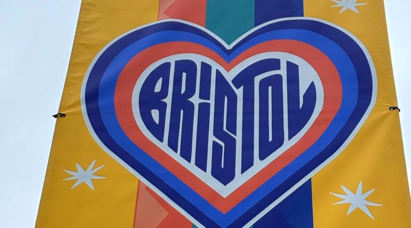 Oshii mural bristol city centre