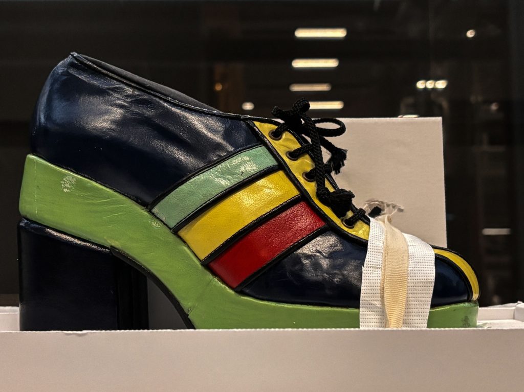 David Bowie Shoes edit