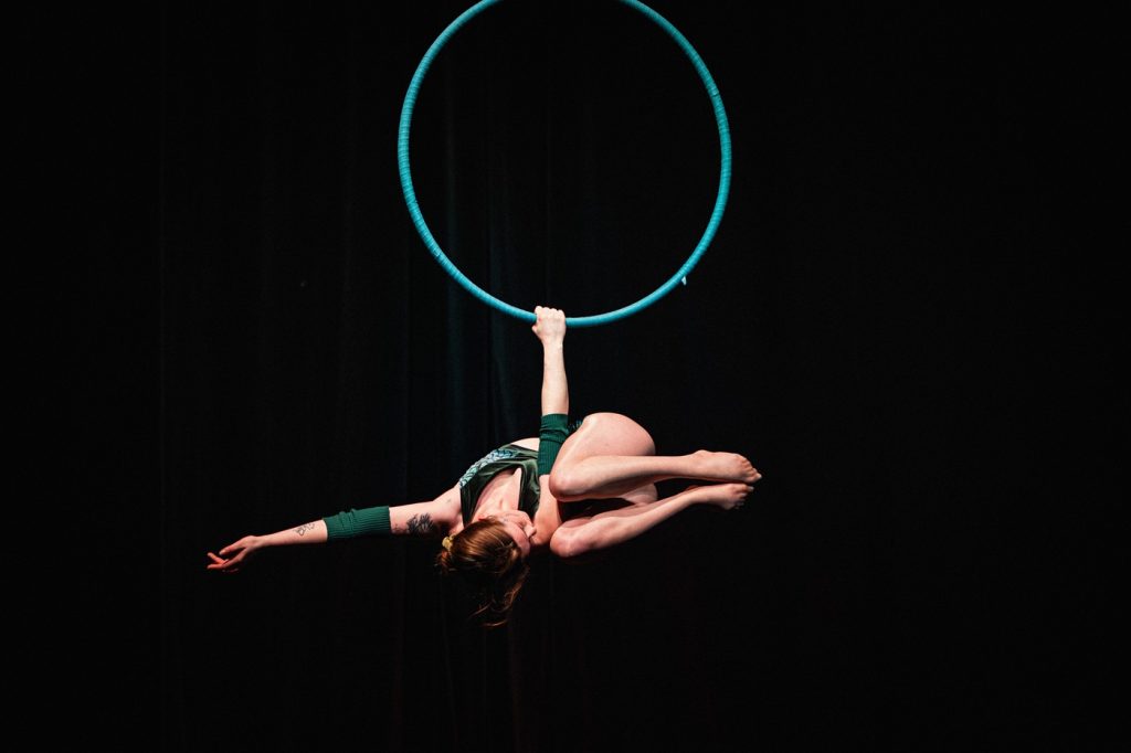 Emba Wimbush Aerial Hoop Circomedia
