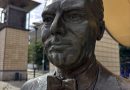 Cary Grant Bristol Statue